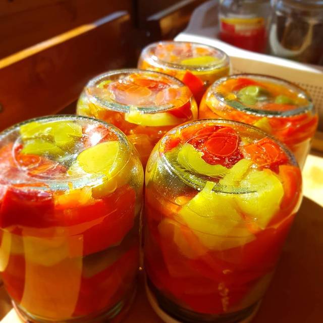 Лечо из болгарского перца на зиму: 7 вкусных рецептов пальчики оближешь