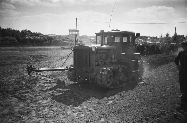 Трактор дт-54 - история первого дизельного трактора
