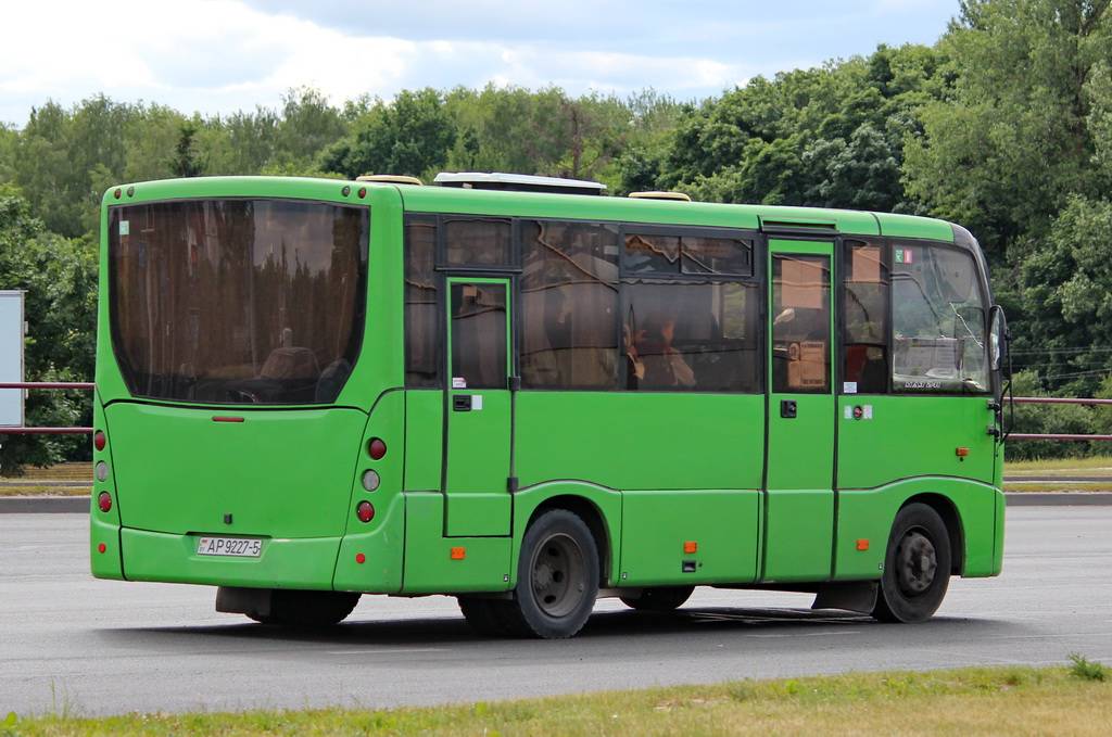 Характеристики и устройство автобуса полунизкопольного типа маз-206: излагаем развернуто