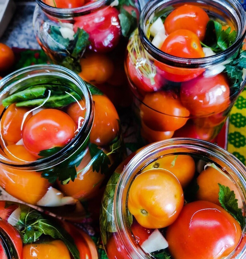 Сладкие маринованные помидоры на зиму в литровых банках — очень вкусные рецепты
