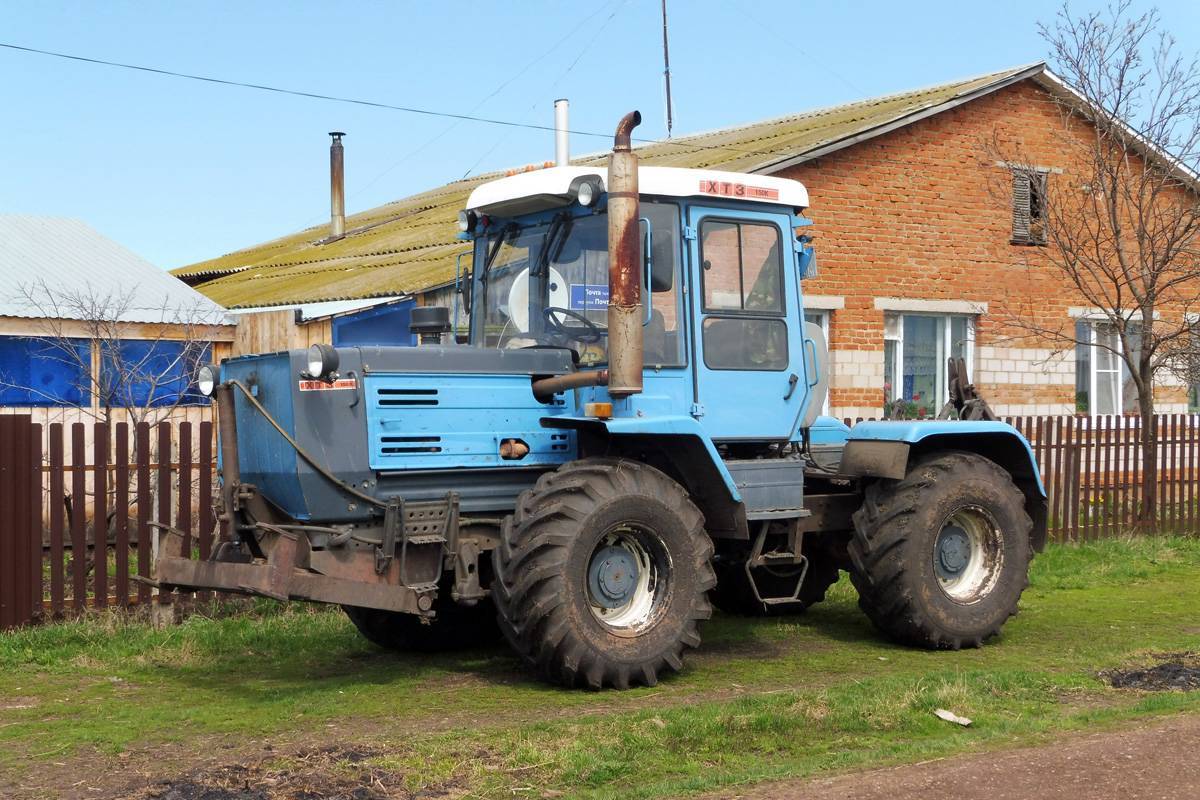 Трактор хтз-17221