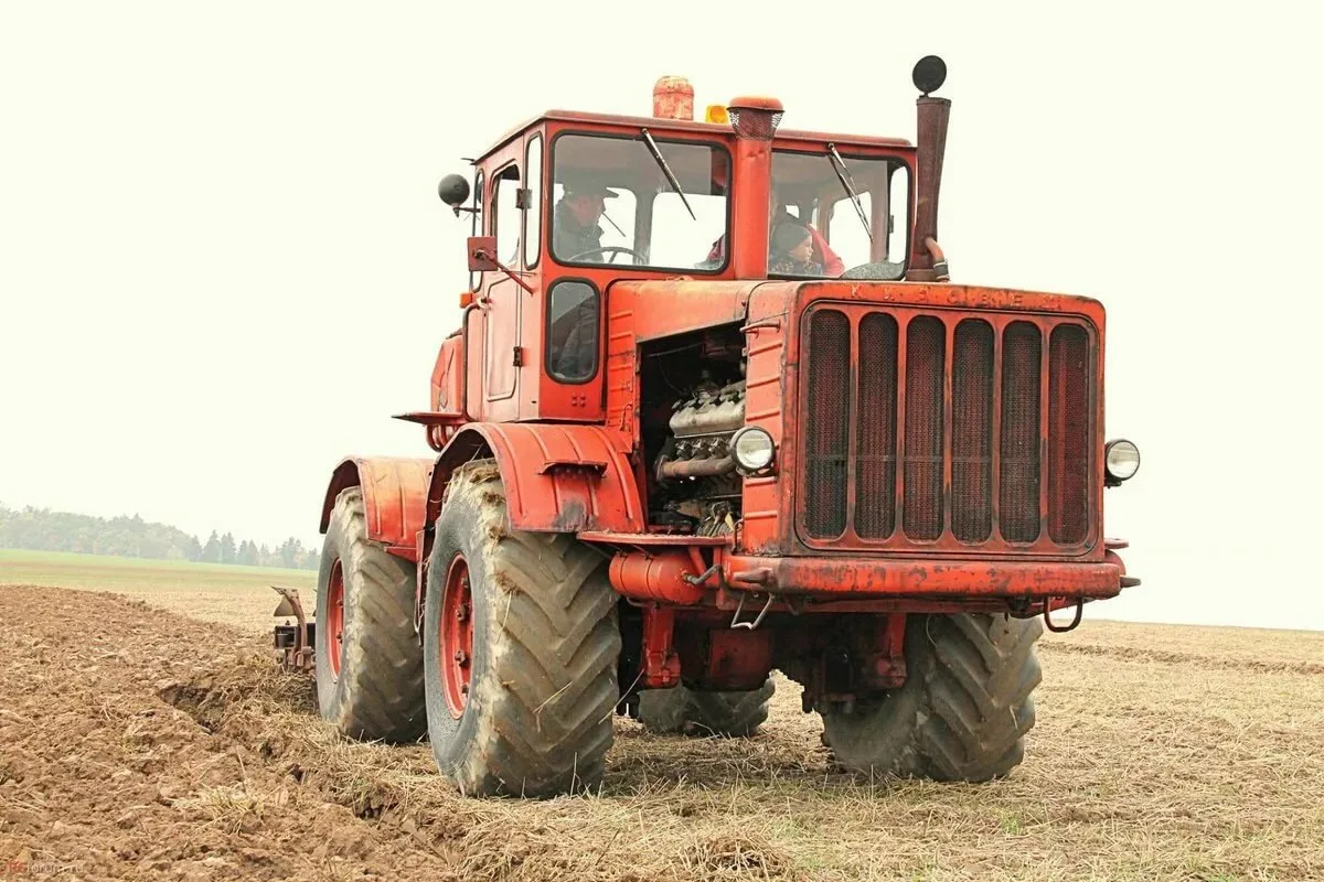 Трактор к-700 – устройство