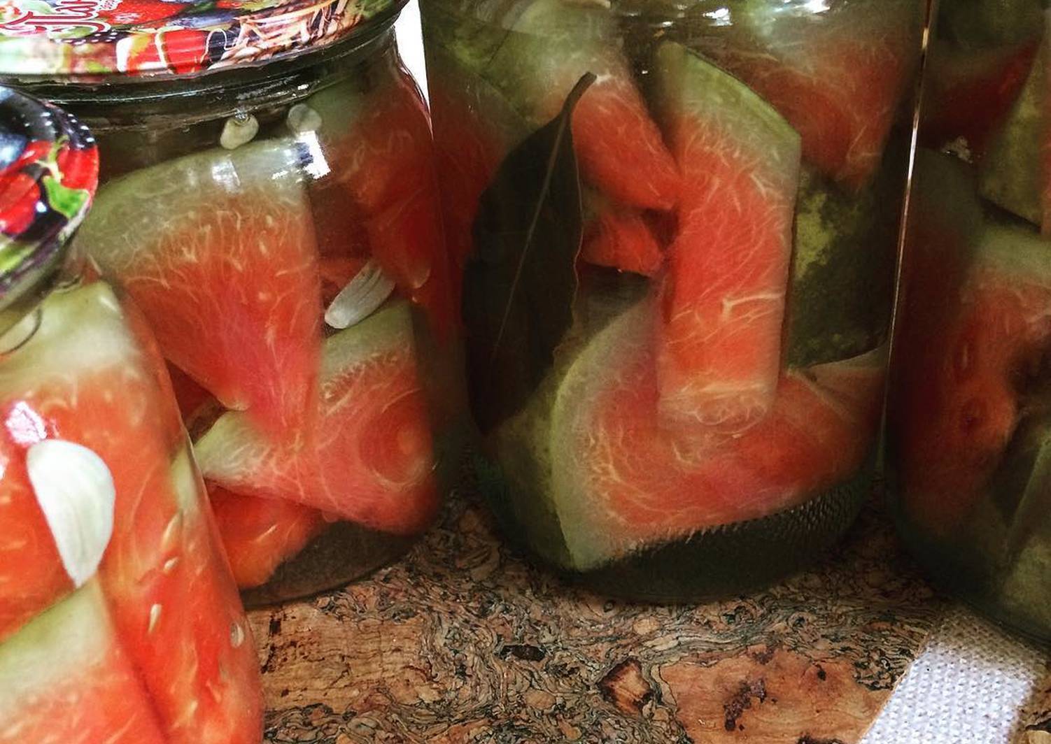 Вкусные соленые арбузы на зиму в банках. 8 супер - рецептов солёных арбузов в банках. | шедевры кулинарии