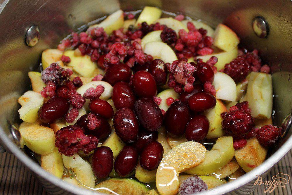 Компот из яблок на зиму — 9 простых рецептов