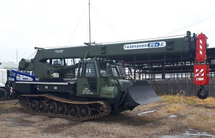 Новый снегоход – вездеход тм-140 поступил на испытания к российским пограничникам