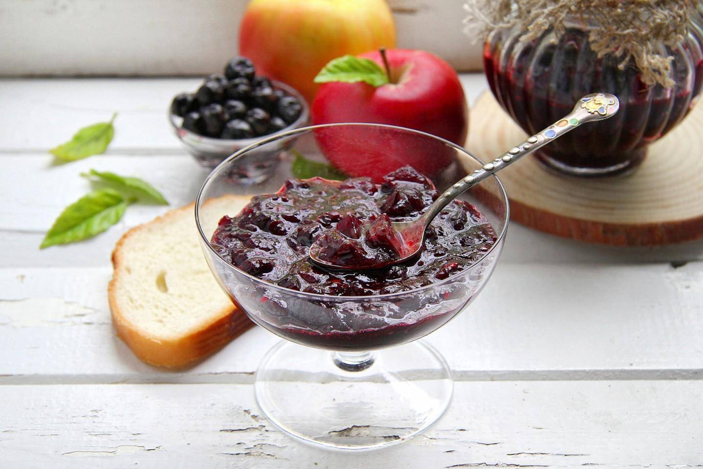 Варенье из черноплодной рябины на зиму: 4 рецепта приготовления (+отзывы)