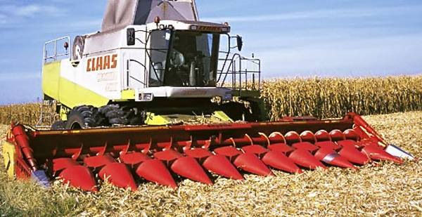 Еще в полях: особенности конструкции и топ-7 жаток для уборки кукурузы на зерно