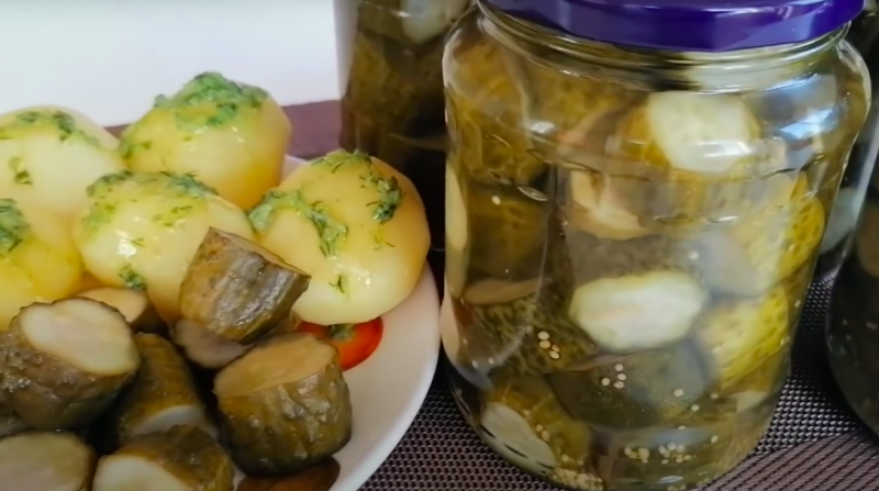 Огурцы по-болгарски на зиму - 7 самых вкусных рецептов