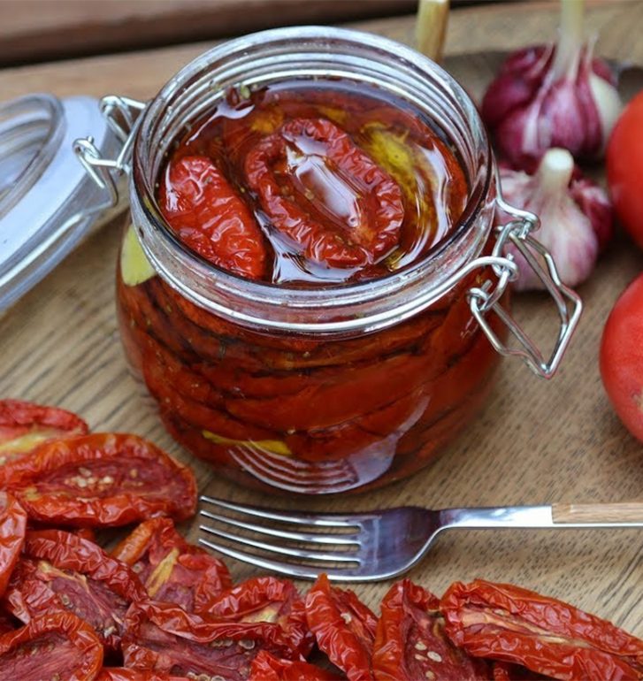 Вяленые помидоры на зиму в домашних условиях: простые и очень вкусные рецепты