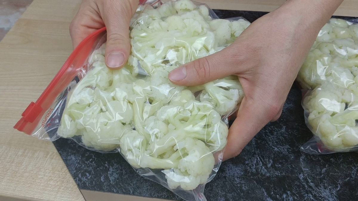 Рецепты, как правильно замораживать цветную капусту в домашних условиях на зиму в морозилке