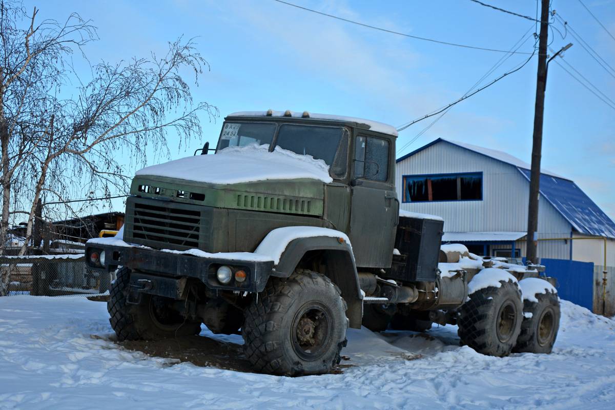 Краз-260 - мощный грузовик военно-гражданского применения
