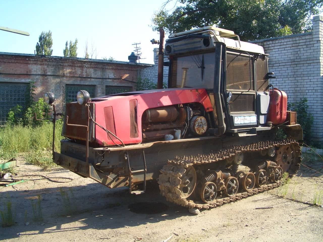 Трактор мтз-100