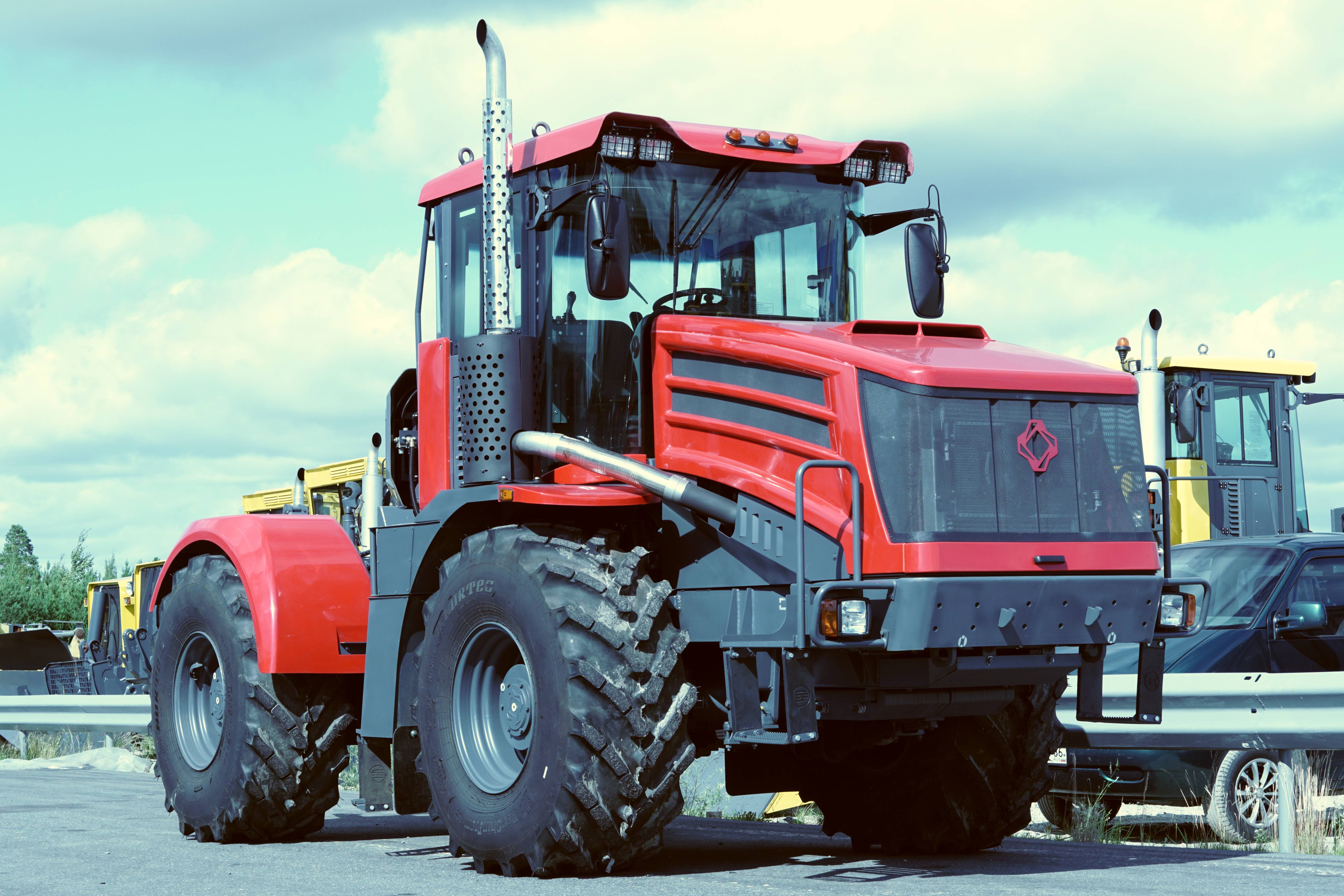Технические характеристики трактора к-744: обслуживание и ремонт