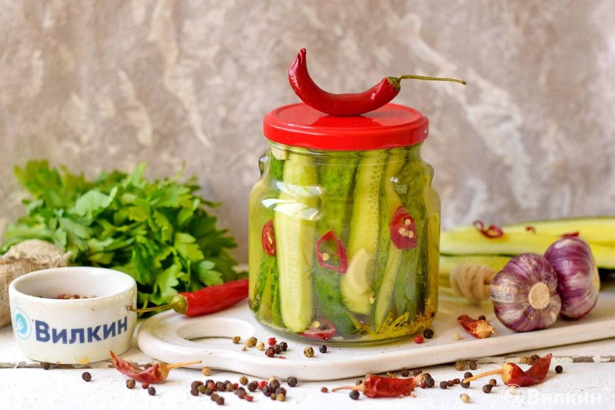 Хрустящие маринованные огурцы - 6 очень вкусных рецептов на зиму