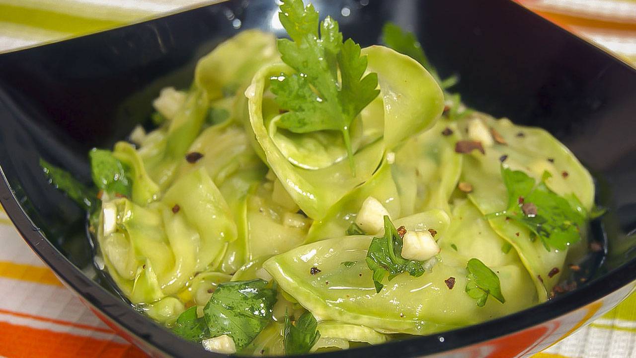 Кабачки по-корейски: 6 самых вкусных рецептов быстрого приготовления