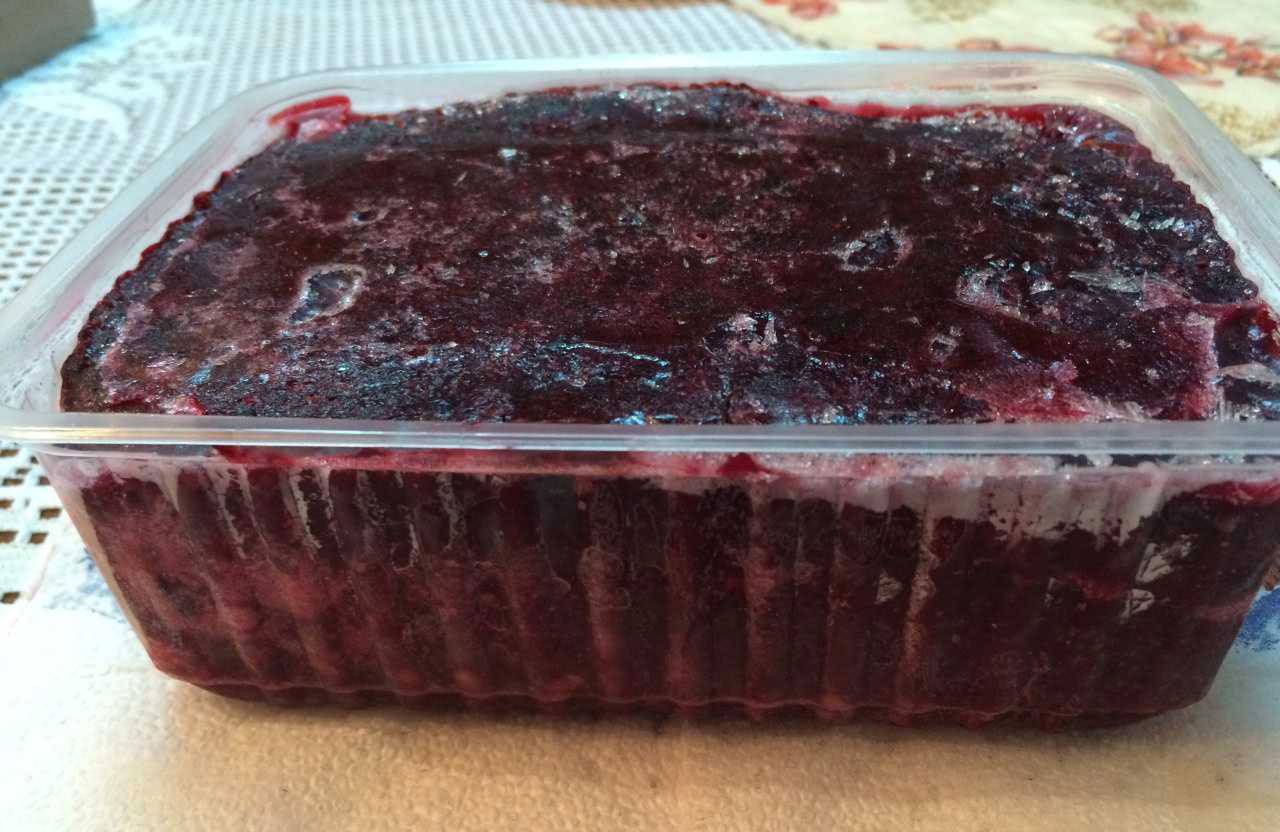 Как заморозить смородину на зиму в морозилке: заморозка черной и красной свежей ягоды в холодильнике, как и сколько храниться пюре, перетертое с сахаром