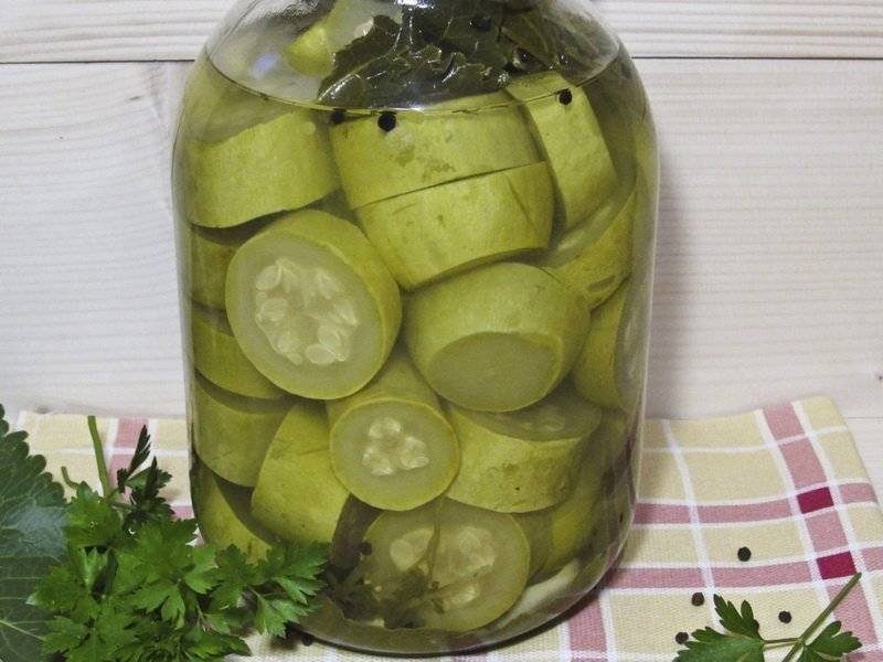 Кабачки на зиму — 9 вкусных рецептов кабачков "пальчики оближешь"