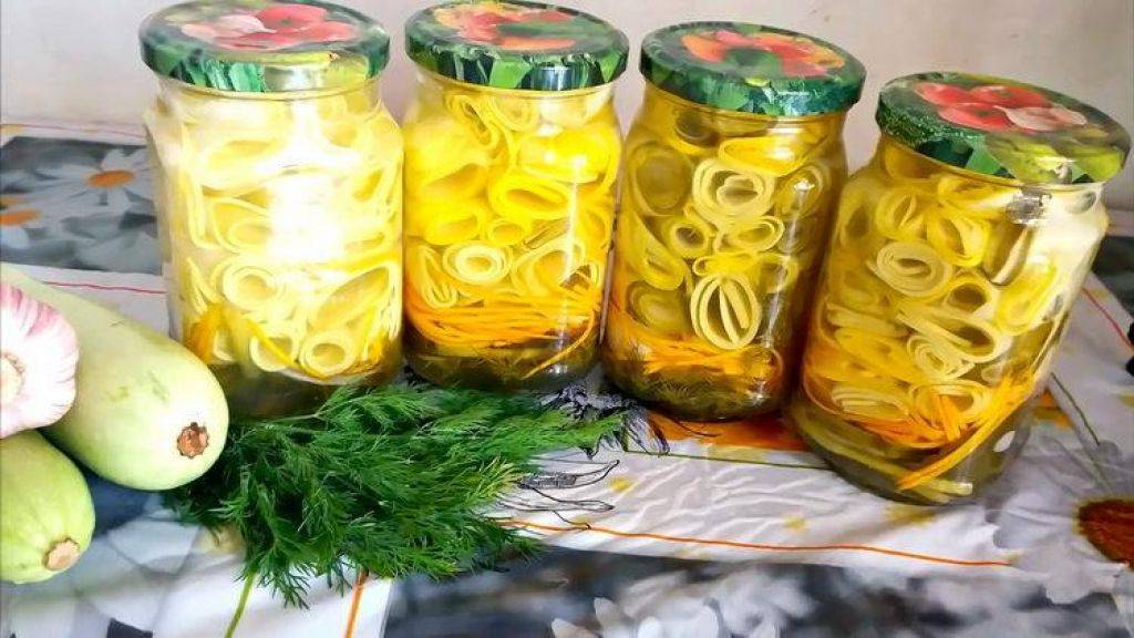 Самые вкусные кабачки на зиму. 8 рецептов кабачков «пальчики оближешь»