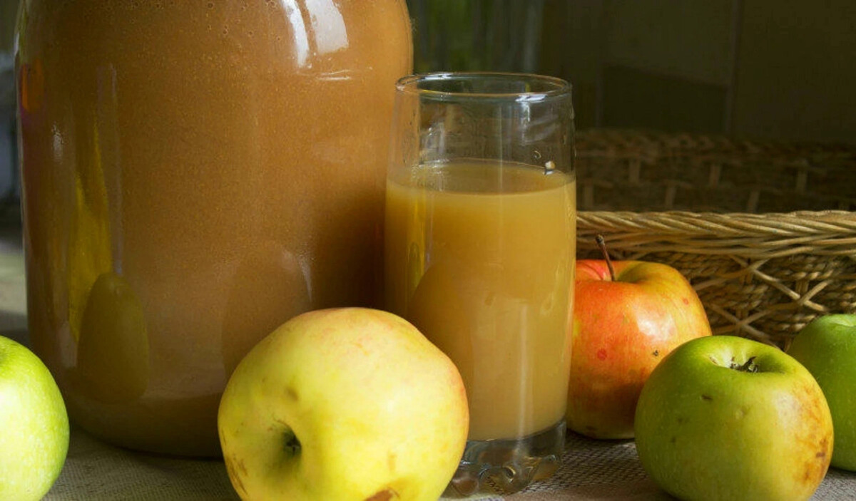 Грушевый сок: польза и вред, через соковыжималку на зиму, рецепт, яблочный, правильно