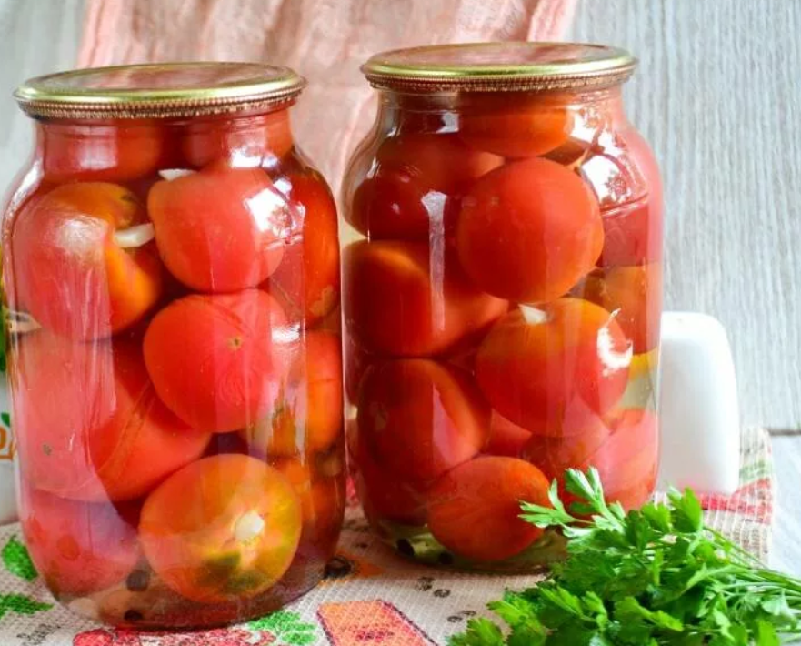 Маринованные помидоры на зиму - 7 рецептов в банках