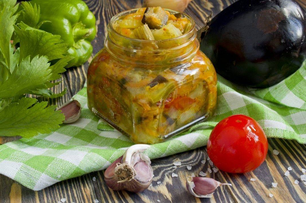 5 рецептов овощного салата на зиму, секреты приготовления