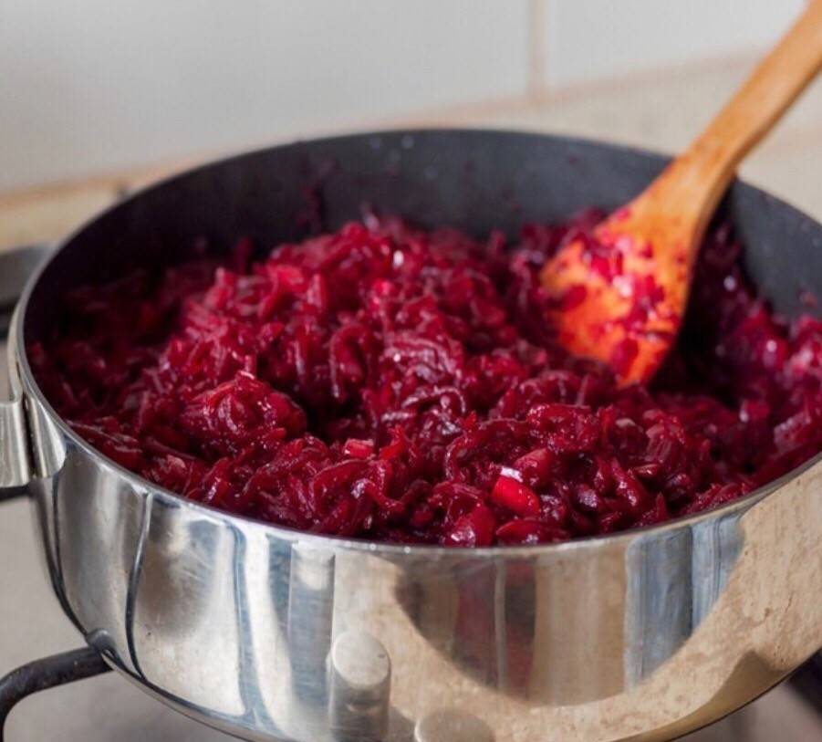 Свекольная икра - 7 рецептов, самые вкусные в домашних условиях