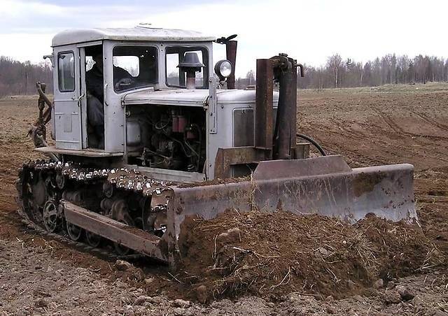 Гусеничный трактор т-74 технические характеристики и устройство, фото и отзывы