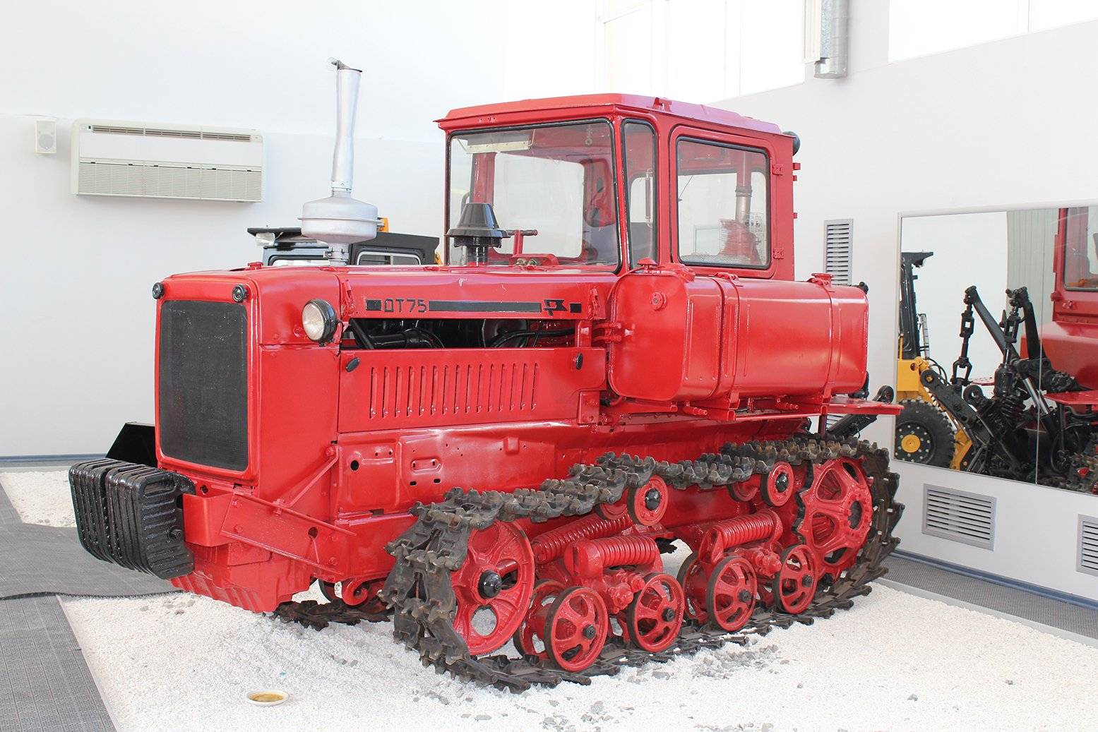 Технические характеристики трактора дт-75, дт-75м: вес, размеры