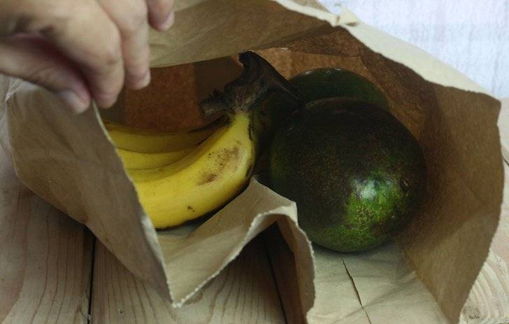 Хранить авокадо после разрезания как: как хранить авокадо в домашних условиях, чтобы дозрел и не испортился