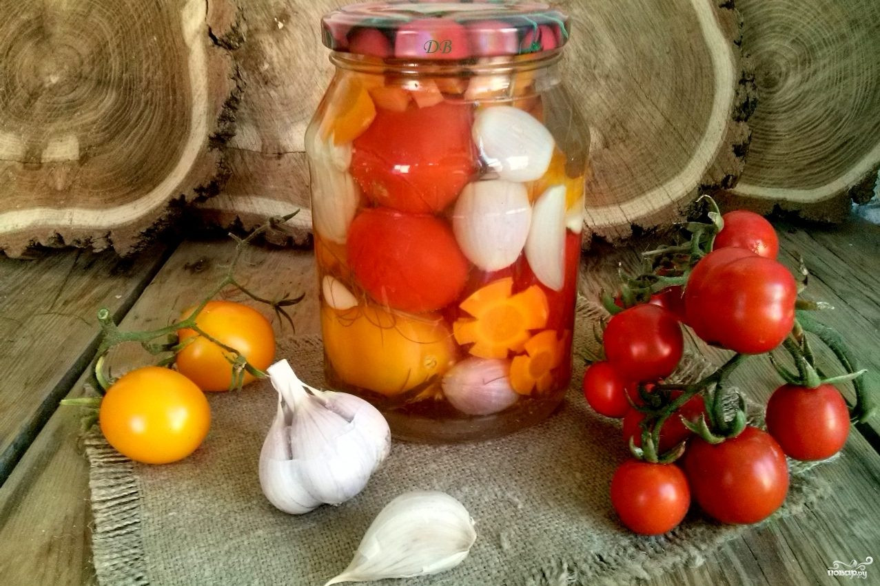 Маринованные помидоры с луком на зиму: рецепты с фото