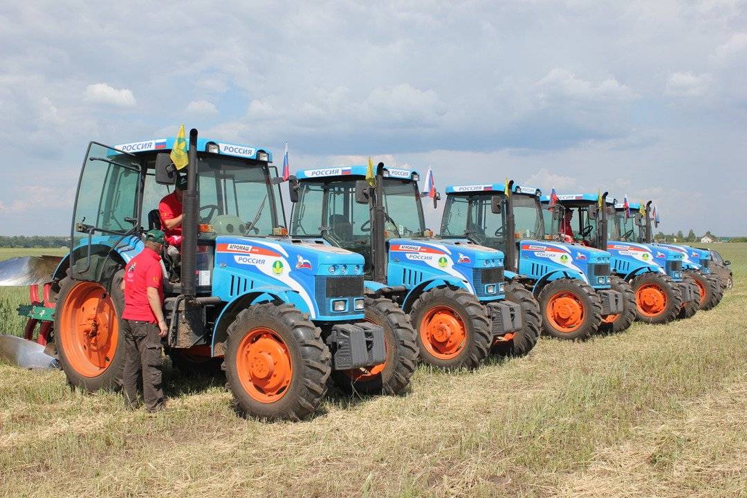 Новые тракторы российского производства