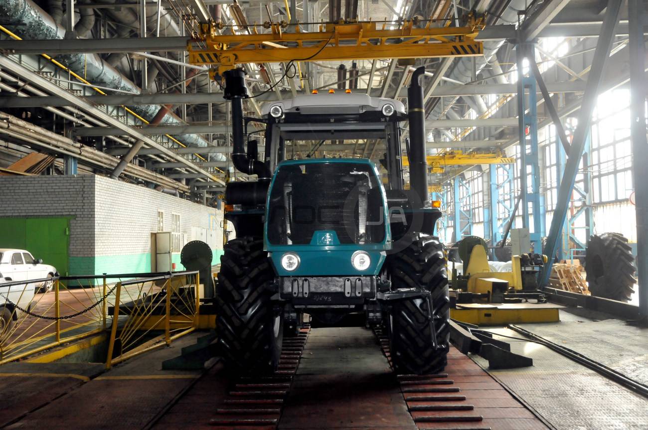 Трактора россии: модели, технические характеристики. трактора российского производства