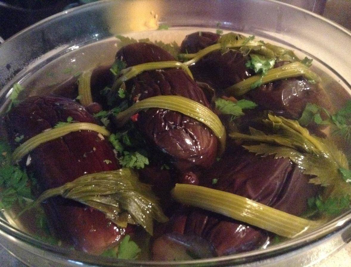 Маринованные баклажаны с чесноком и зеленью – рецепты быстрого приготовления