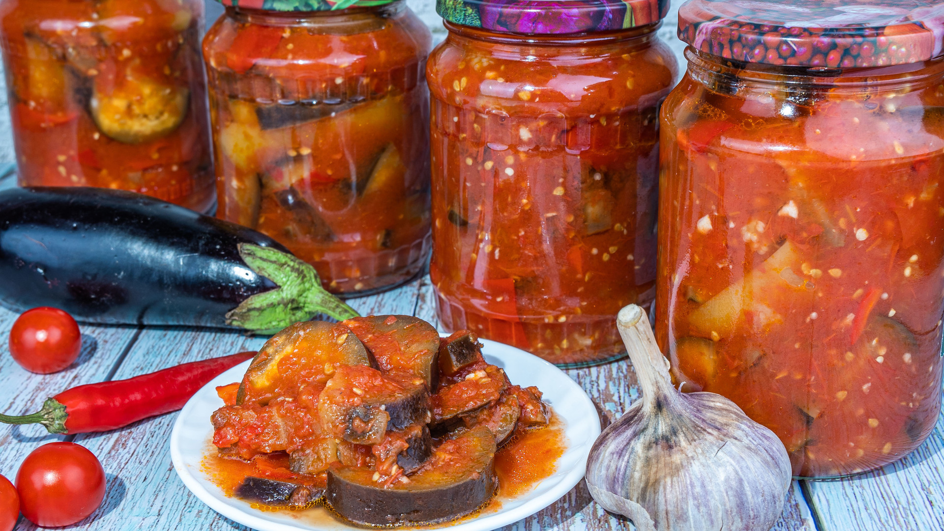 18 лучших пошаговых рецептов приготовления баклажанов с помидорами на зиму