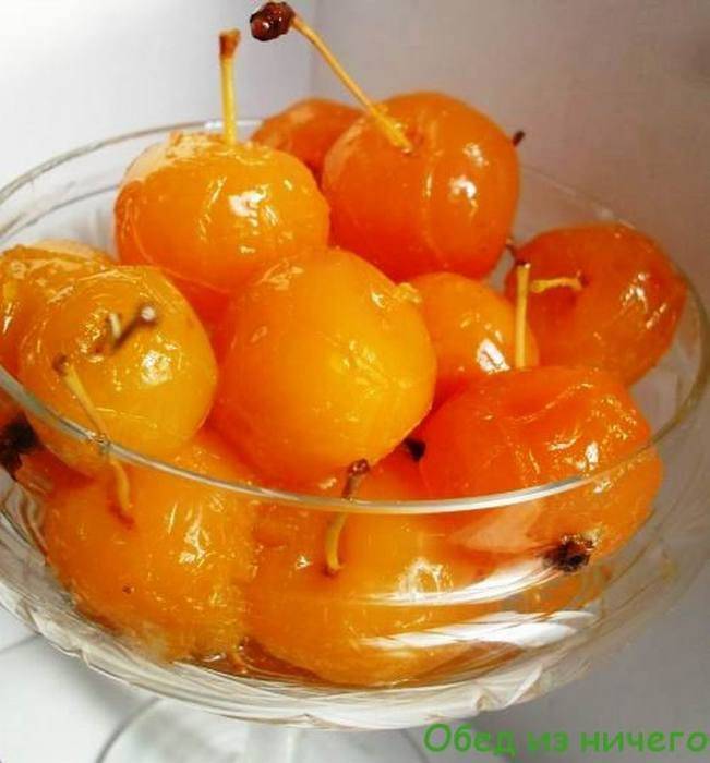 Прозрачное варенье из яблок дольками на зиму: 9 быстрых рецептов