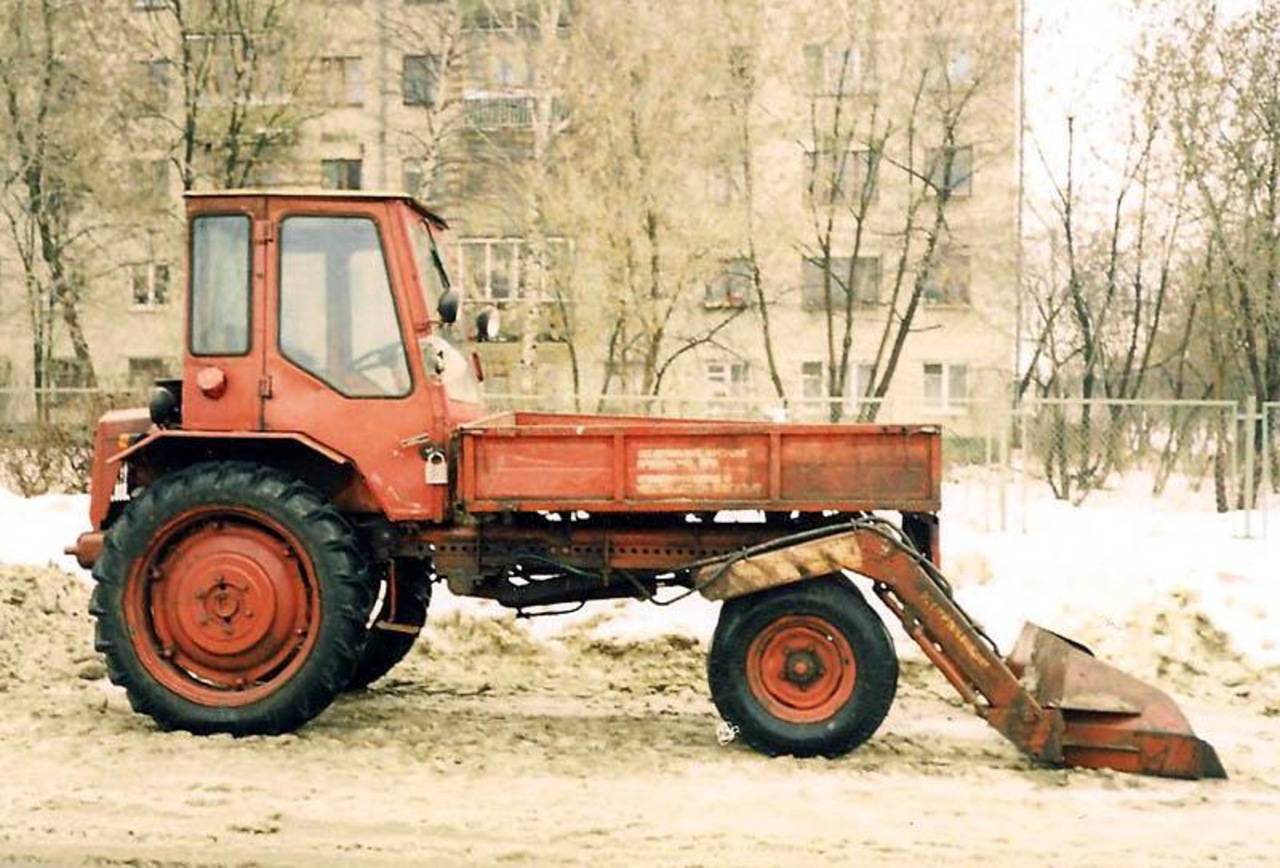 Трактор ХТЗ Т 16