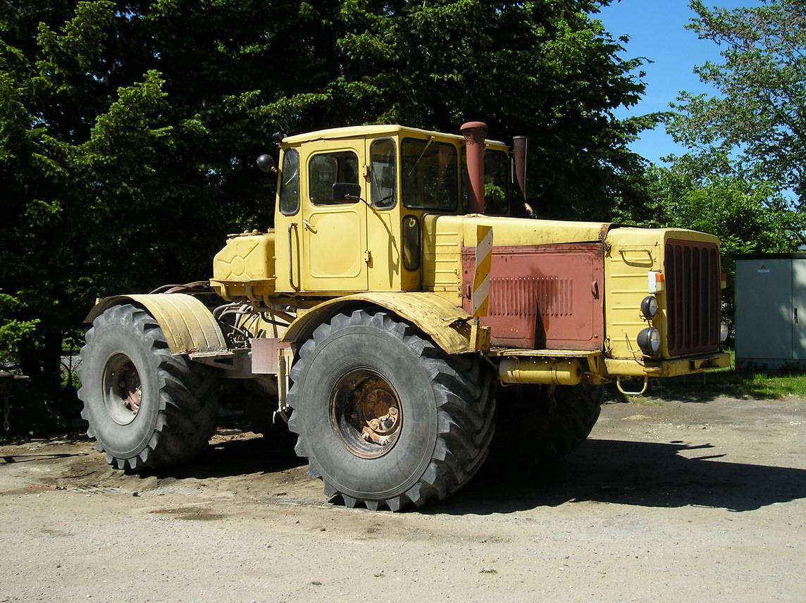 Трактор к-700 – устройство